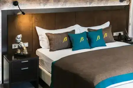 Bon - 3