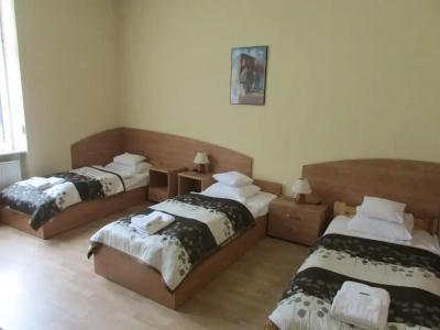 Cdr Guest House - 16