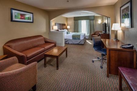 Best Western Airport Inn & Suites - 56