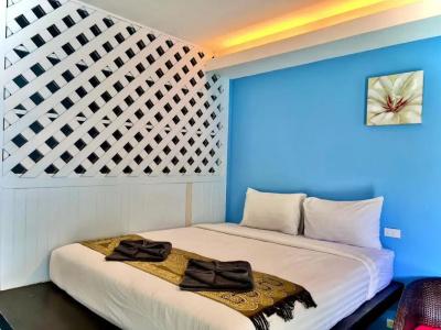 Lanta for Rest Boutique - 34