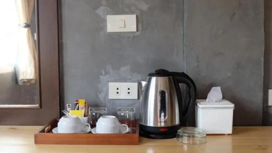 18 Coins Cafe & Hostel - 76