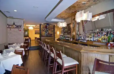 Marco LaGuardia & Suites - 19