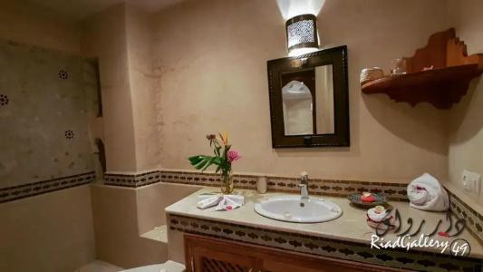 Riad Gallery 49 - 109