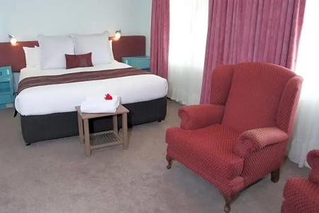 SureStay by Best Western The Clarence on Melville - 55