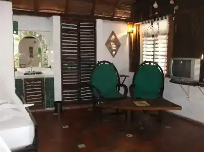 Karen's - 2