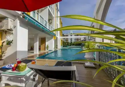 Triple Three Patong - 8