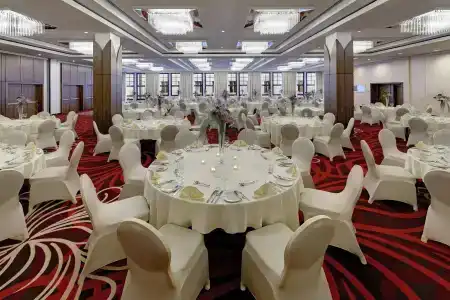 Hilton Dresden - 17