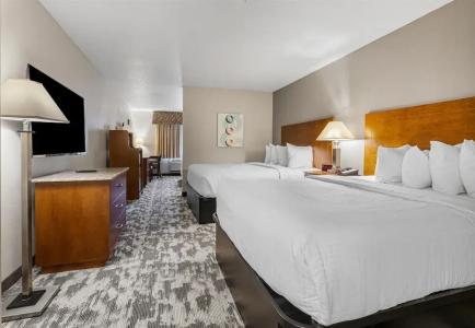Best Western Ambassador Inn & Suites - 113
