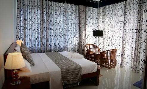 Romance Hills - 214