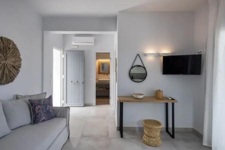 Drios Luxury Studios - 113