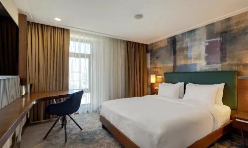 Doubletree by Hilton Van - 44