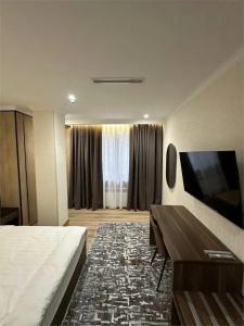 Silk Road - 28