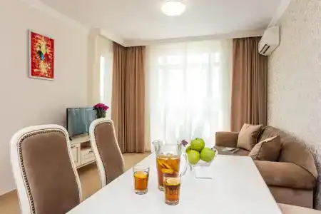 Rena - 10