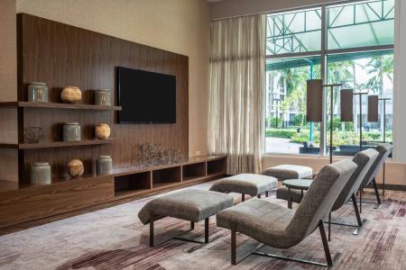 Courtyard by Marriott Miami Airport - 4