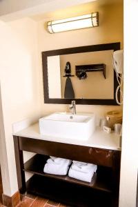 Red Roof Inn Plus+ – Grand Canyon - 53