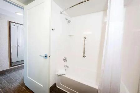 Hampton Inn Virginia Beach Oceanfront North - 50