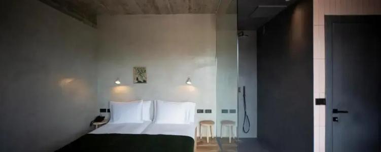 In Gallery & Spa - 114