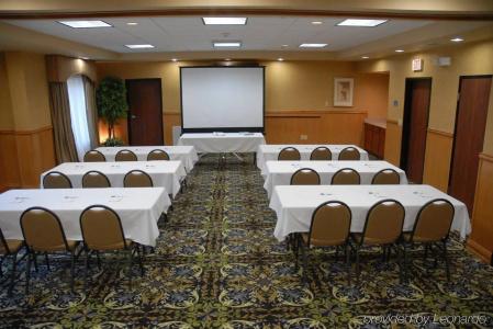 Staybridge Suites Laredo, An Ihg - 7