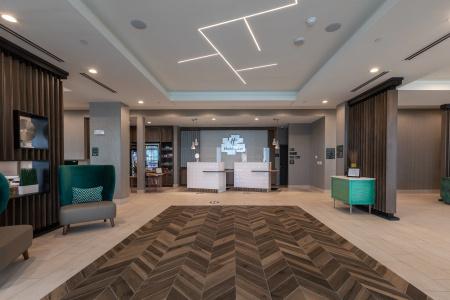 Holiday Inn - Woodruff Road, An Ihg - 12