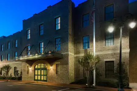 Residence Inn Savannah Downtown Historic District - 0