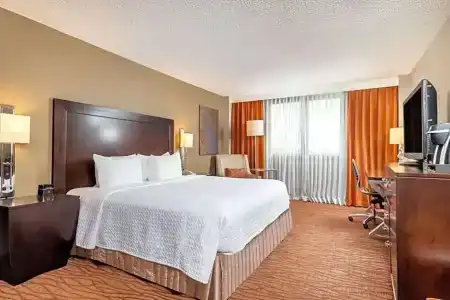 Sonesta Miami Airport - 32
