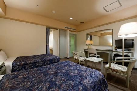 Hotel - 106