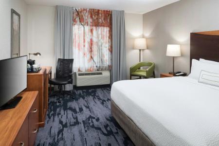 Fairfield Inn & Suites Kansas City - 21