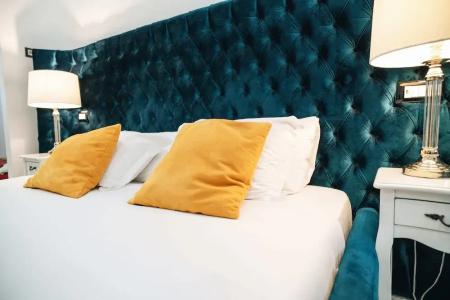 Escape Luxury Suite - 8