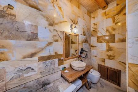 Calypso Cave Suites - 45