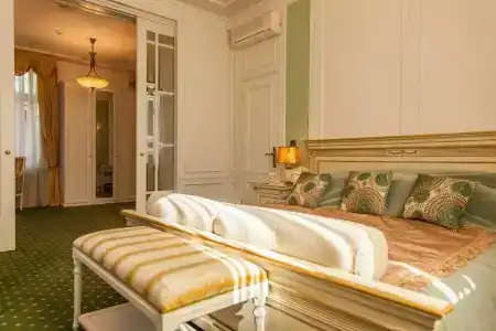 Tb Palace & Spa - 84