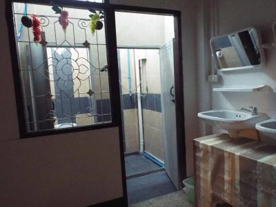 Hostel 24 - 7