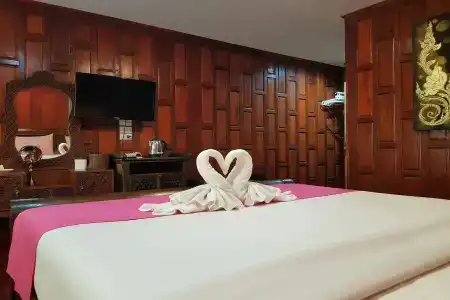 Poonsook Phitsanulok Sha Plus - 130