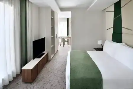 Mövenpick Downtown Dubai - 9
