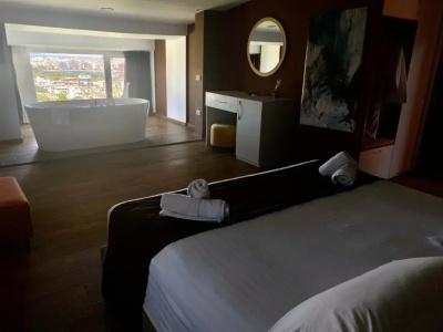Olivar Tirana - 69