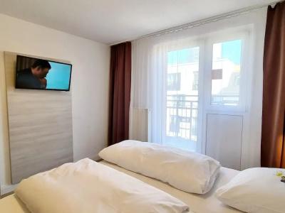 Adler Frankfurt - 39