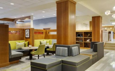 Courtyard by Marriott Boston Logan Airport - 23