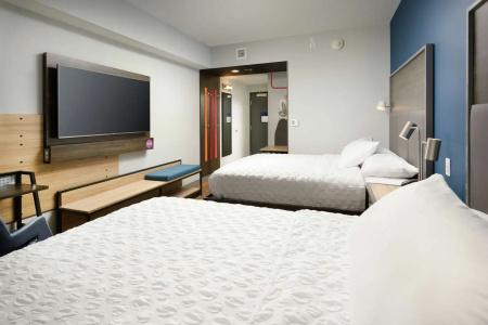Doubletree by Hilton Hamilton Place - 22