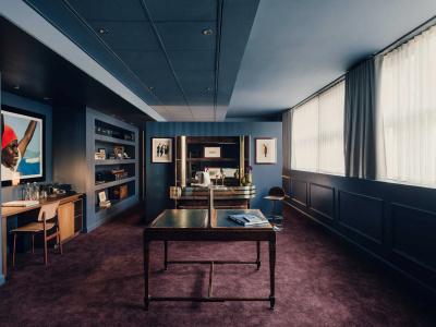 Aethos Milan - 103