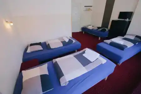 Maverick Hostel & Ensuites - 65