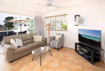 Noosa River Palms - 77