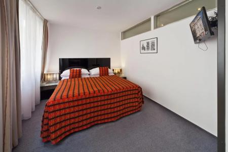 Prague Inn - 1