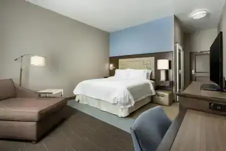 Hampton Inn & Suites -, CA - 71