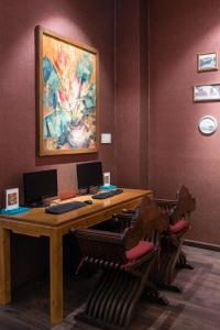 Asian Ruby Select - 15