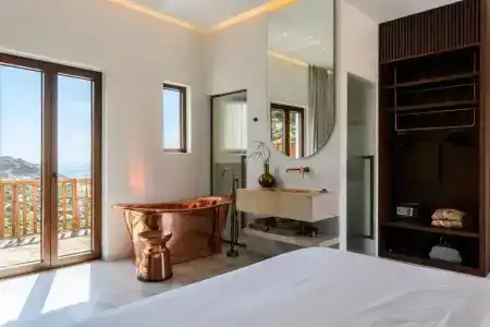 Charisma and Wellness Suites - 38