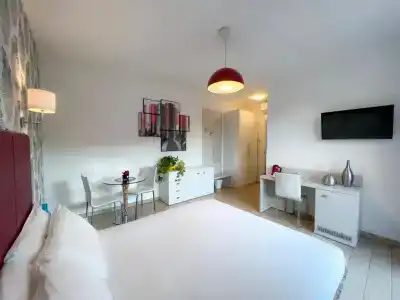 Rossovino Como - 81
