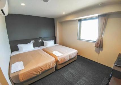 Livemax Kokura Ekimae - 32