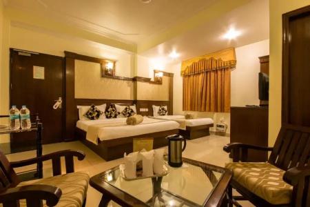 Vaccinated Staff- Capital o74390 Grand Park Inn - 59