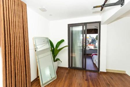 Ngan Pho Studio & - 54