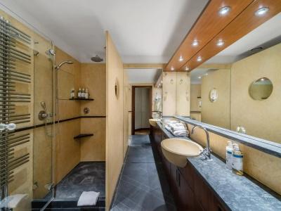 Camperio House Suites & - 40