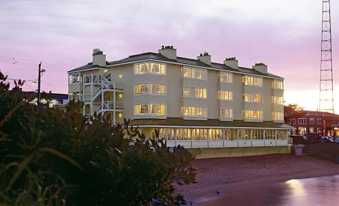 Spindrift Inn - 46